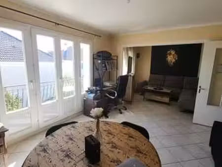 vente maison à saint-berthevin (53940) : à vendre / 125m² saint-berthevin