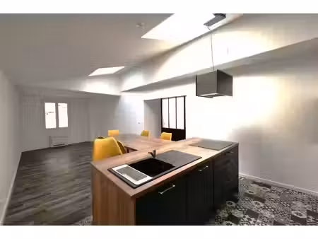 élégante maison de ville rénovée avec garage de 82 m2 -