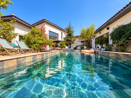 villa