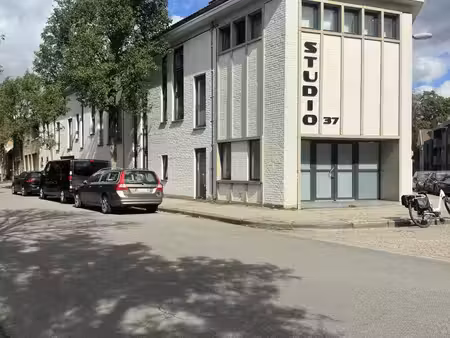 moderne studentenstudio op een uitstekende locatie in brugge
