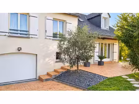 vente maison 5 pièces  128.80m²  la riche