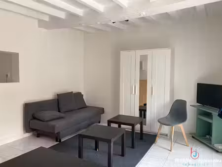 studio meublé avec parking - laval secteur hilard