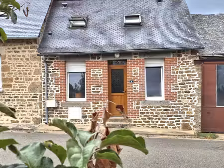 ref 122226- petite maison rénovée  1 chambre  avec jardin