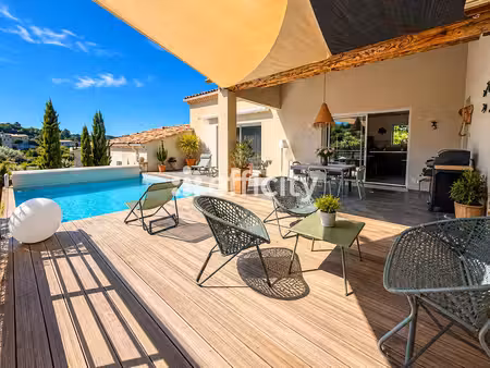 maison 4 pièces - 142 m²