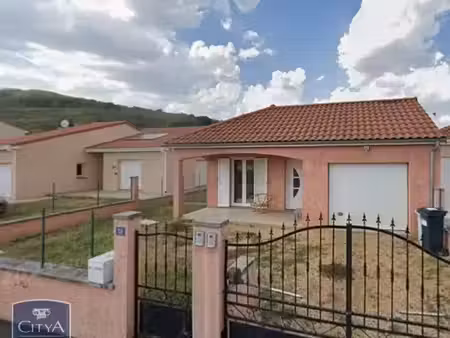 maison à louer 4 pièces 74.75 m² - issoire (63) - 832€
