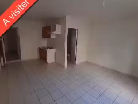 appartement à louer 1 pièce 24.41 m² - mozac (63) - 325€