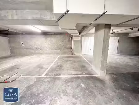 parking à louer - marseille (13) - 133€