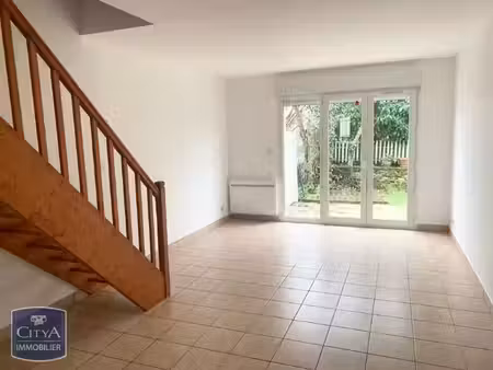 maison à louer 3 pièces 59.51 m² - niort (79) - 670€