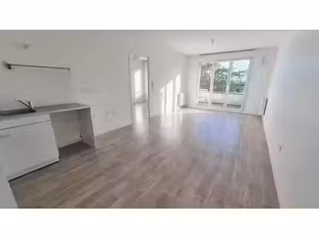 vente appartement 2 pièces 42.65 m² à dammarie-les-lys (77190)  128 000 €
