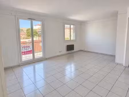 vente appartement 3 pièces 61 m² à marseille 4ème (13004)  147 000 €