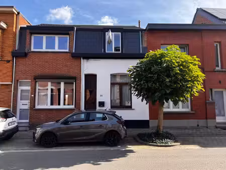 huis te koop in brasschaat met 2 slaapkamers