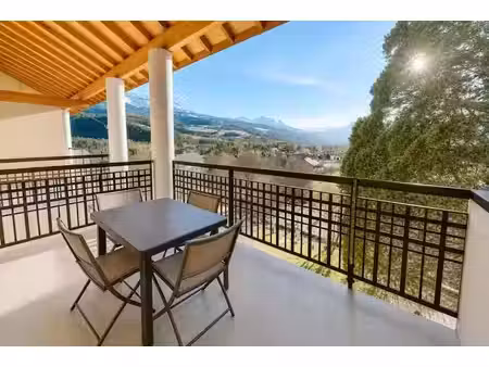 vente appartement 2 pièces 27 m² à jausiers (04850)  75 000 €