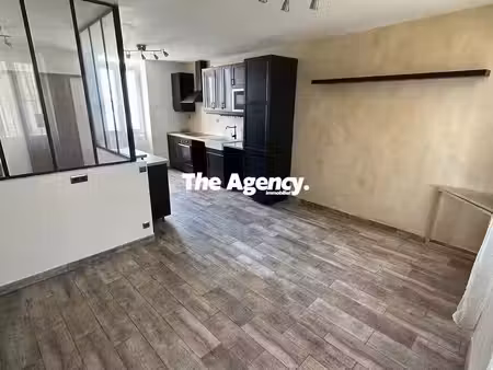 location maison 2 pièces 52 m² à marseille 9 (13009)