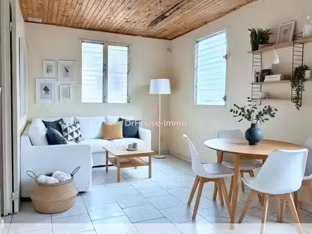 fort-de-france - sainte-thérèse - maison de 103 m² à fort potentiel