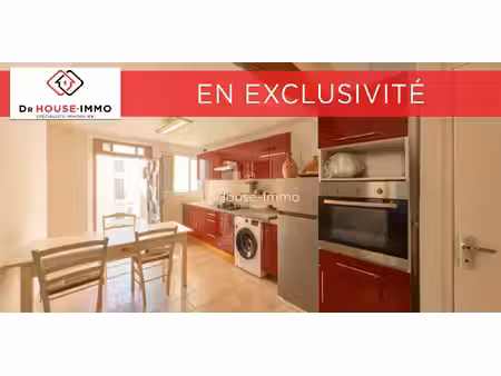 66460 maury - maison de village 3 chambres  2 niveaux + combles aménagés