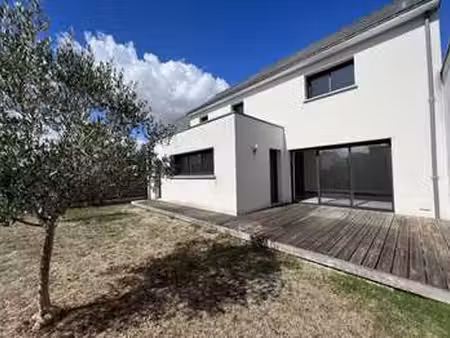 vente maison à châteaugiron (35410) : à vendre / 126m² châteaugiron