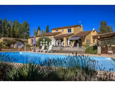 maison 8 pièces - 193 m²