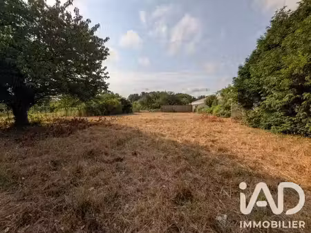 vente terrain 752 m² surgères (17700)