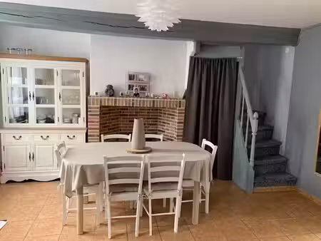 location maison 3 pièces 65 m² à boves (80440)  675 €