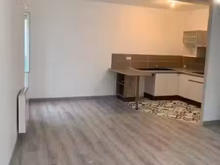 location maison 3 pièces à blaye (33390)  600 €