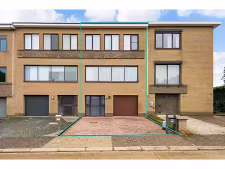 huis te koop in reet met 4 slaapkamers