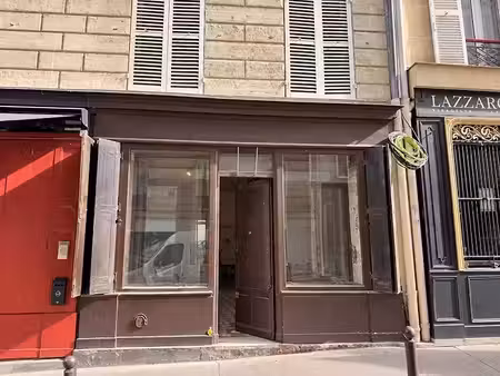 location locaux professionnels 2 pièces 33.84 m² à paris 18ème (75018)  2 080 €