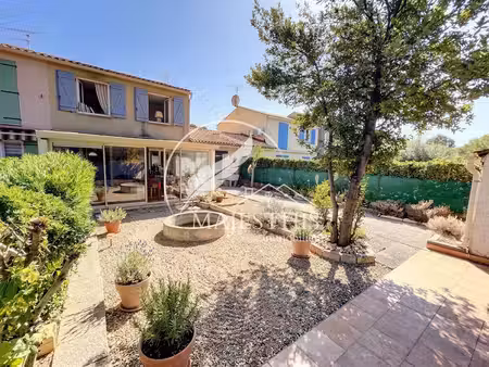 hyères (secteur lycée horticole) -- maison t4 avec jardin  ve