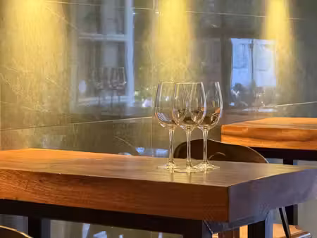 bar restaurant club tout équipé - 390m² - carré d'or