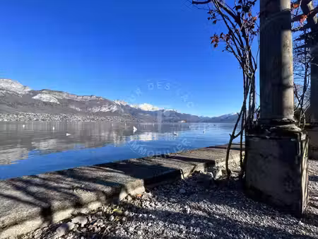 a vendre sur sevrier  superbe t2 avec plage privée