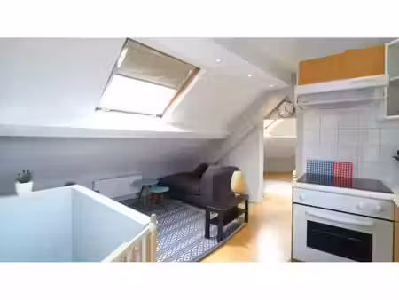 appartement à louer à rue aux fleurs bruxelles (vbe70101)