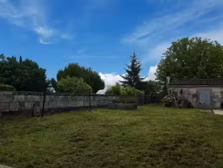 location maison 5 pièces 107 m² à berneuil (17460)