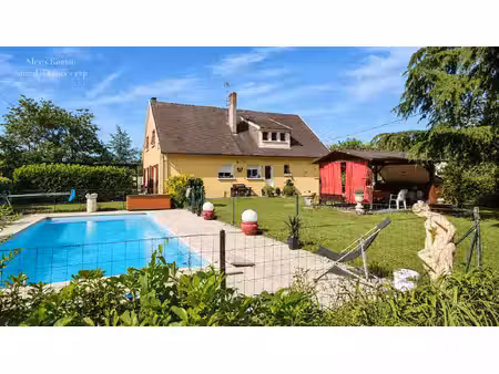 maison familiale 187 m² – 8 pièces – piscine – terrain a