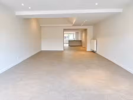 huis te koop in assebroek met 4 slaapkamers