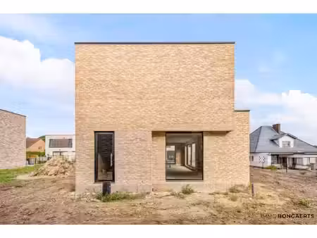 huis te koop in oudsbergen met 3 slaapkamers