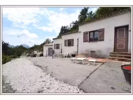 immeuble à vendre demandolx 6 pièce(s) 220m2 225 000€
