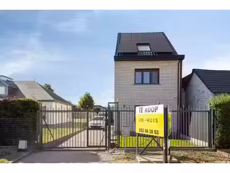 huis te koop in sint-niklaas met 4 slaapkamers