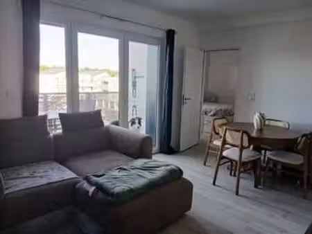 location appartement 2 pièces à cholet (49300) : à louer 2 pièces / 40m² cholet