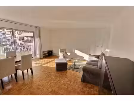 location appartement 2 pièces  47.82m²  courbevoie