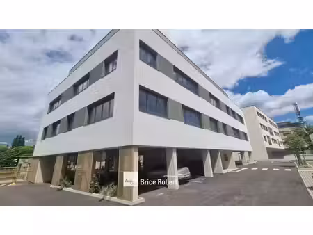location bureaux 111m² à 2165m²