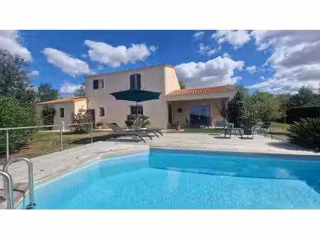 achat maison 7 pièces 166m² cherveux 79410