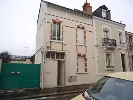 location maison 5 pièces 111 m² à tours (37000)