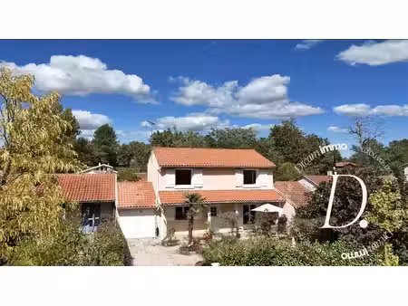 lesperon - maison familiale 4 chambres  jardin et garage