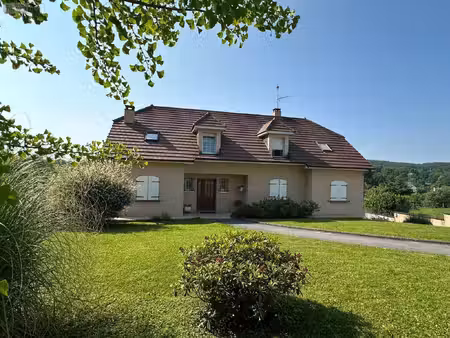 propriété en vente jouhe (39100)