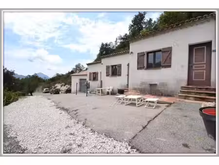 immeuble à vendre demandolx gorges du verdon plusieurs appartements