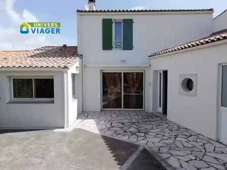 maison en vente classique à la flotte en ré
