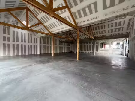 location commerce guerande 44350 400m²