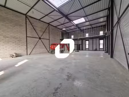 location local d’activités serris 77700 258m²