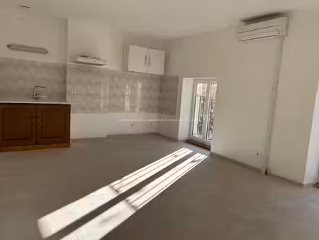 location appartement 3 pièces 61m² valreas 84600