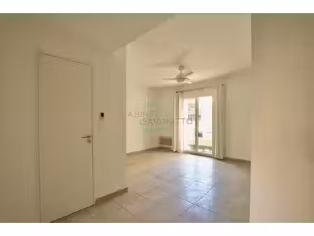 location appartement 3 pièces 57m² marseille 4ème