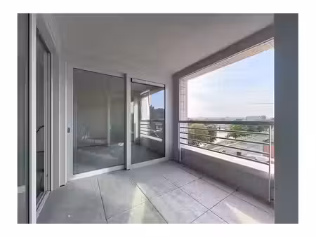 appartement à vendre à quai des ardennes 195 chênée (vbe70016)